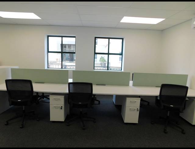 138M² OFFICE TO LET IN HYDE PARK